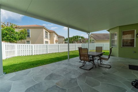 Casa en venta en Lake Worth, Florida, 5 dormitorios, 318.19 m2 № 1179712 - foto 27