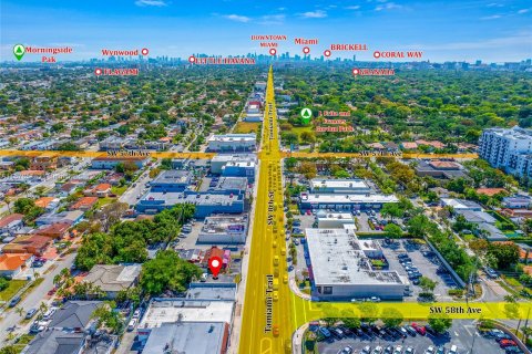 Propiedad comercial en venta en Miami, Florida № 1150960 - foto 14