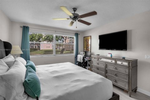 Condo in Sunrise, Florida, 2 bedrooms  № 1150959 - photo 14