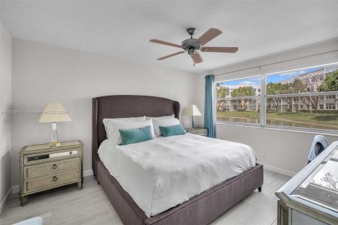 Condo in Sunrise, Florida, 2 bedrooms  № 1150959 - photo 13