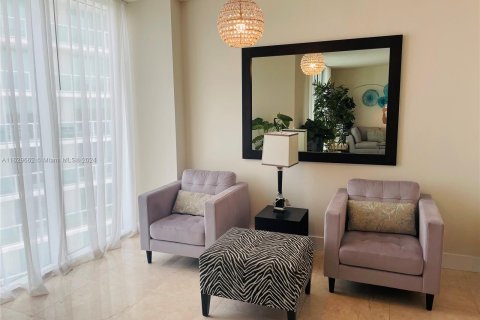 Condo in Aventura, Florida, 3 bedrooms  № 1290698 - photo 8