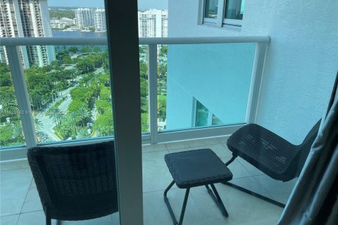 Condominio en venta en Aventura, Florida, 3 dormitorios, 285.49 m2 № 1290698 - foto 16