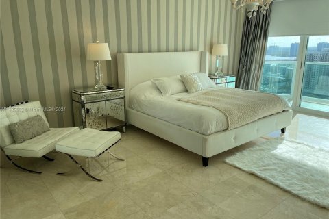 Condo in Aventura, Florida, 3 bedrooms  № 1290698 - photo 13