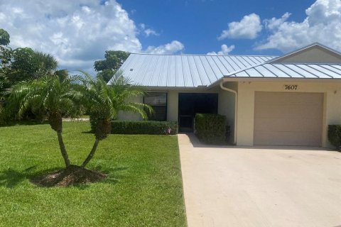 House in Hobe Sound, Florida 2 bedrooms, 121.33 sq.m. № 448009 - photo 16
