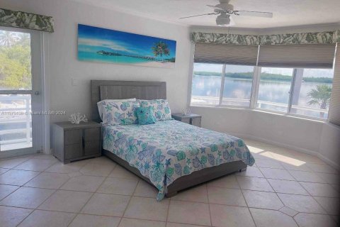 Casa en venta en Key Largo, Florida, 3 dormitorios, 465.16 m2 № 1140853 - foto 15