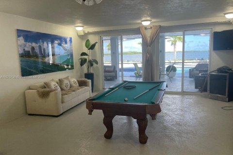 Villa ou maison à vendre à Key Largo, Floride: 3 chambres, 465.16 m2 № 1140853 - photo 7