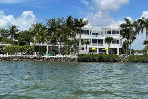 Villa ou maison à vendre à Key Largo, Floride: 3 chambres, 465.16 m2 № 1140853 - photo 27