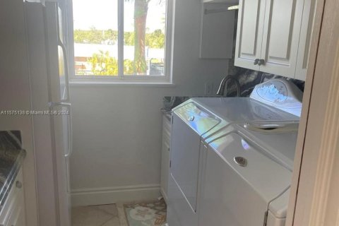 Villa ou maison à vendre à Key Largo, Floride: 3 chambres, 465.16 m2 № 1140853 - photo 19