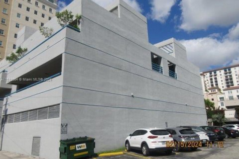 Immobilier commercial à vendre à Coral Gables, Floride № 1011043 - photo 5