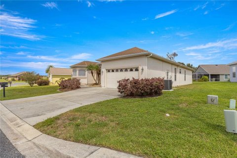 Casa en venta en Summerfield, Florida, 3 dormitorios, 188.68 m2 № 1378532 - foto 2