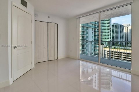 Copropriété à vendre à Miami, Floride: 2 chambres, 102.66 m2 № 1332419 - photo 18