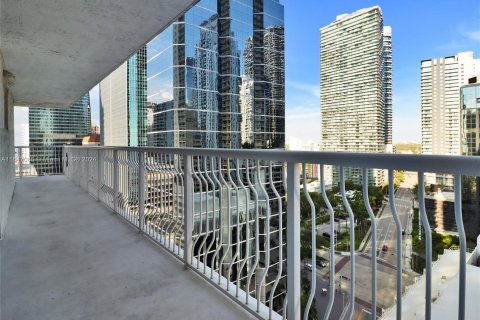 Copropriété à vendre à Miami, Floride: 2 chambres, 102.66 m2 № 1332419 - photo 2