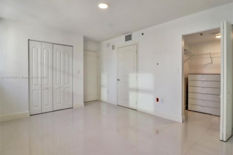 Copropriété à vendre à Miami, Floride: 2 chambres, 102.66 m2 № 1332419 - photo 22