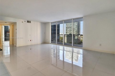 Copropriété à vendre à Miami, Floride: 2 chambres, 102.66 m2 № 1332419 - photo 12