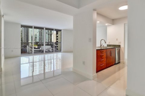 Copropriété à vendre à Miami, Floride: 2 chambres, 102.66 m2 № 1332419 - photo 10