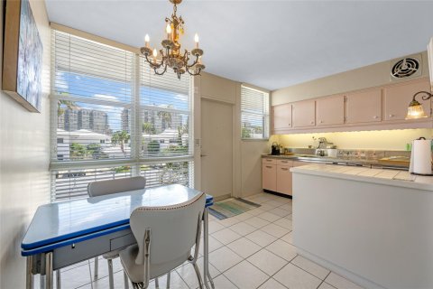 Condominio en venta en Fort Lauderdale, Florida, 2 dormitorios, 95.69 m2 № 1171381 - foto 22