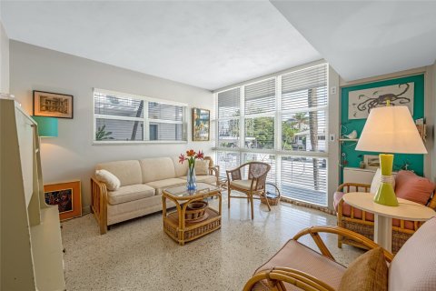 Copropriété à vendre à Fort Lauderdale, Floride: 2 chambres, 95.69 m2 № 1171381 - photo 4