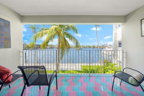 Copropriété à vendre à Fort Lauderdale, Floride: 2 chambres, 95.69 m2 № 1171381 - photo 11