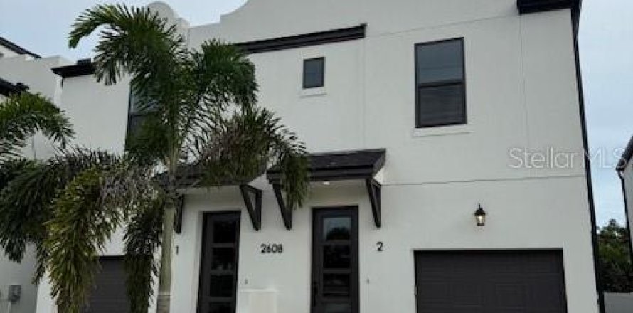 Townhouse in Tampa, Florida 3 bedrooms, 139.35 sq.m. № 1379180