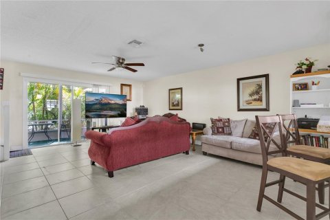 Copropriété à vendre à Orlando, Floride: 2 chambres, 117.06 m2 № 1284714 - photo 5