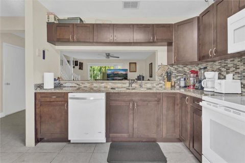 Copropriété à vendre à Orlando, Floride: 2 chambres, 117.06 m2 № 1284714 - photo 7