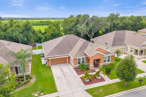 Villa ou maison à vendre à Kissimmee, Floride: 4 chambres, 260.68 m2 № 1338225 - photo 3