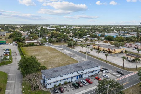 Commercial property in Stuart, Florida № 1174363 - photo 21