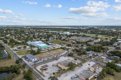 Propiedad comercial en venta en Stuart, Florida № 1174363 - foto 17