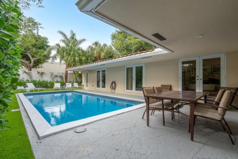 Casa en venta en Fort Lauderdale, Florida, 3 dormitorios, 210.7 m2 № 1174276 - foto 13