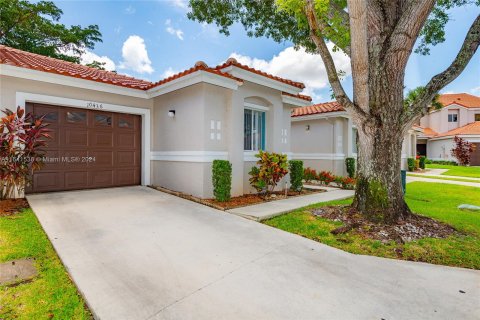 House in Boca Raton, Florida 3 bedrooms, 133.04 sq.m. № 1320718 - photo 3