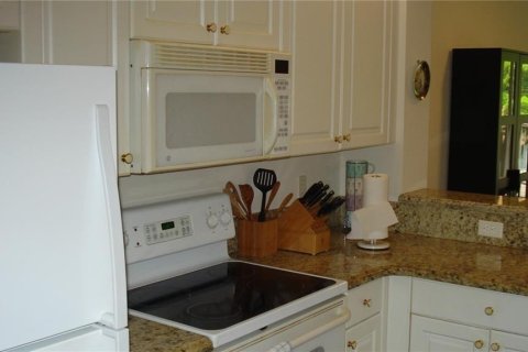 Condo in Tamarac, Florida, 2 bedrooms  № 860973 - photo 10