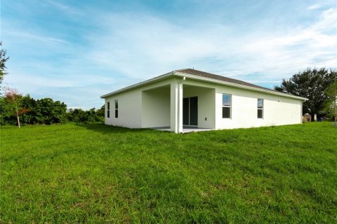 Casa en venta en Lehigh Acres, Florida, 4 dormitorios, 157.1 m2 № 1088052 - foto 27