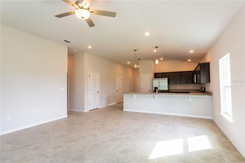 Casa en venta en Lehigh Acres, Florida, 4 dormitorios, 157.1 m2 № 1088052 - foto 8