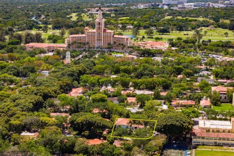 Villa ou maison à vendre à Coral Gables, Floride: 6 chambres, 451.23 m2 № 1117104 - photo 25