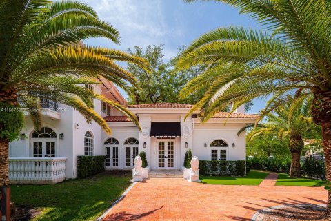 Villa ou maison à vendre à Coral Gables, Floride: 6 chambres, 451.23 m2 № 1117104 - photo 2