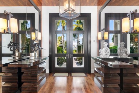 Villa ou maison à vendre à Aventura, Floride: 5 chambres, 724.27 m2 № 781518 - photo 5