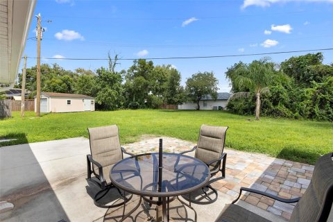 Casa en venta en Deltona, Florida, 4 dormitorios, 207.64 m2 № 1354705 - foto 29