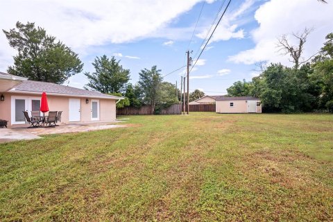 Villa ou maison à vendre à Deltona, Floride: 4 chambres, 207.64 m2 № 1354705 - photo 21