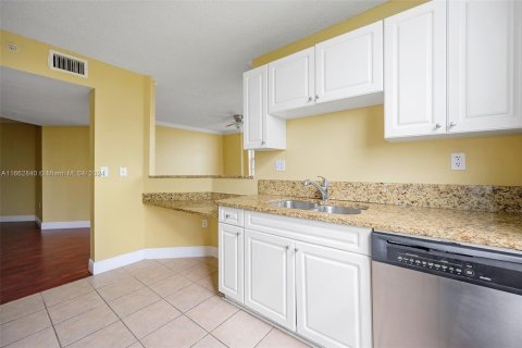 Copropriété à vendre à Fort Lauderdale, Floride: 3 chambres, 134.43 m2 № 1370823 - photo 18