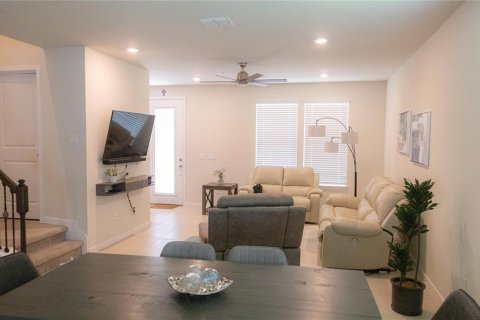 Townhouse in Orlando, Florida 3 bedrooms, 150.5 sq.m. № 1334413 - photo 8