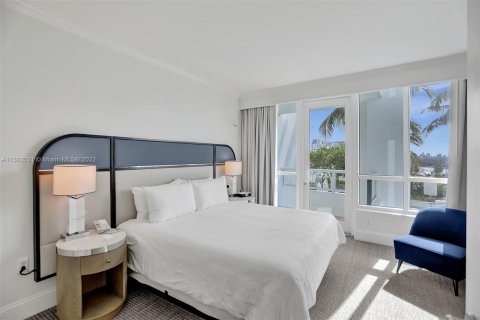 Condo in Miami Beach, Florida, 1 bedroom  № 165839 - photo 19