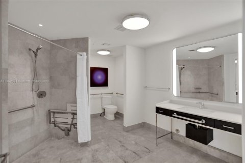 Condominio en venta en Miami Beach, Florida, 1 dormitorio, 99.03 m2 № 165839 - foto 26