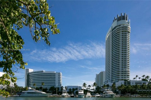 Condominio en venta en Miami Beach, Florida, 1 dormitorio, 99.03 m2 № 165839 - foto 6