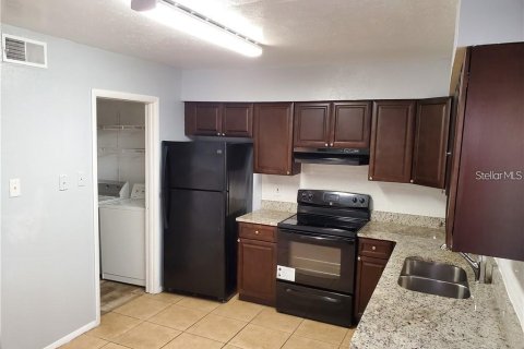 Condominio en venta en Orlando, Florida, 1 dormitorio, 70.79 m2 № 953434 - foto 3