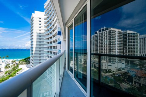 Condo in Fort Lauderdale, Florida, 1 bedroom  № 1428564 - photo 2