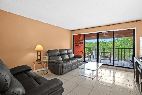 Condominio en venta en Coconut Creek, Florida, 2 dormitorios, 115.01 m2 № 1096445 - foto 16