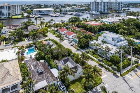 House in Delray Beach, Florida 4 bedrooms, 117.99 sq.m. № 1096402 - photo 25