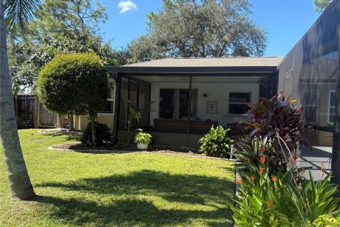 House in North Port, Florida 2 bedrooms, 93.65 sq.m. № 1410370 - photo 3