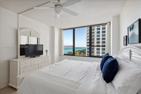 Condo in Hollywood, Florida, 2 bedrooms  № 1331171 - photo 10