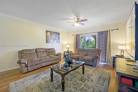 Copropriété à vendre à Miramar, Floride: 1 chambre, 78.97 m2 № 1374324 - photo 3